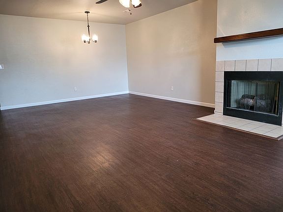 2nd image of 1169 N Boxley Ave