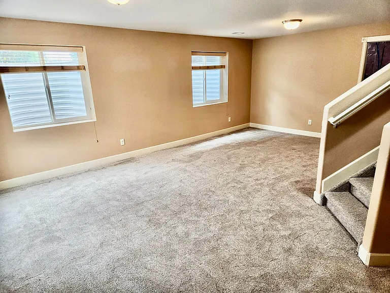 7027 Davey Crocket Ct — Photo 12