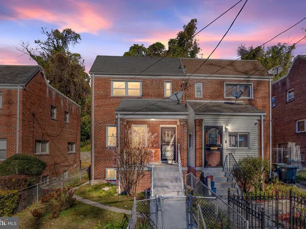 208 Malcolm X Ave SE, Washington, DC 20032
