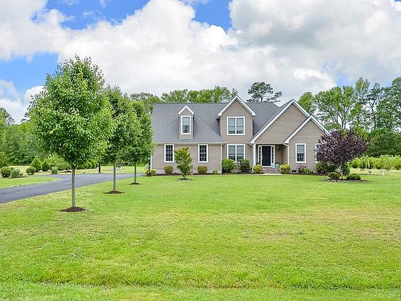 2nd image of 36040 Country Ln