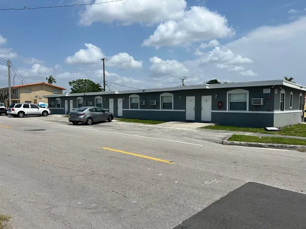 801 W 2nd Ave #2, Hialeah, FL 33010