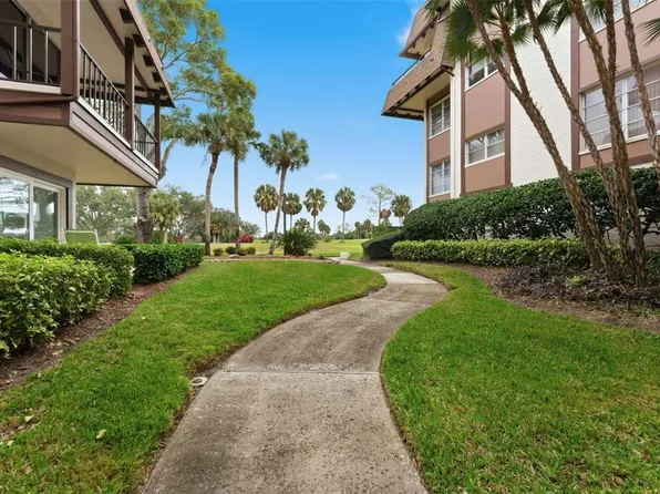 3021 Countryside Blvd APT 44A, Clearwater, FL 33761