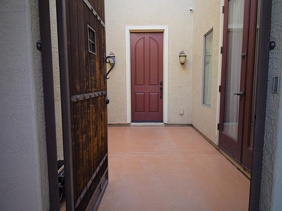 Front Walkway 1