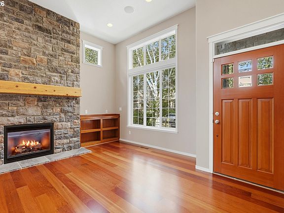 3rd image of 6208 NE Chestnut St