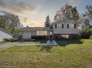 44149 Durson St, Novi, MI 48375