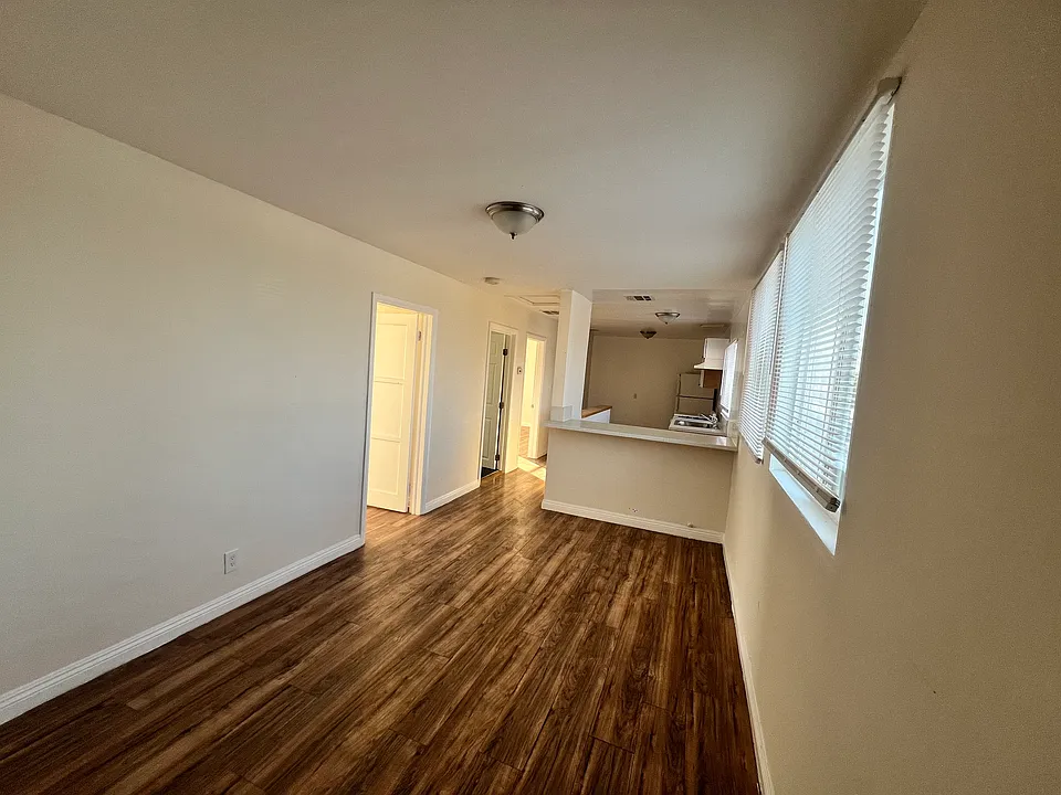 6412 Whittier Blvd #2