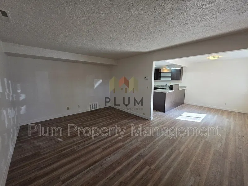 200 Eddy Ave #1A