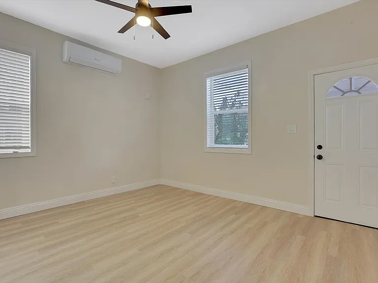 254 Woodbridge Ave #1 — Photo 17