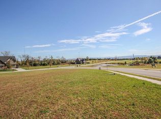 1412 Saint Thomas Way, Alcoa, TN 37701