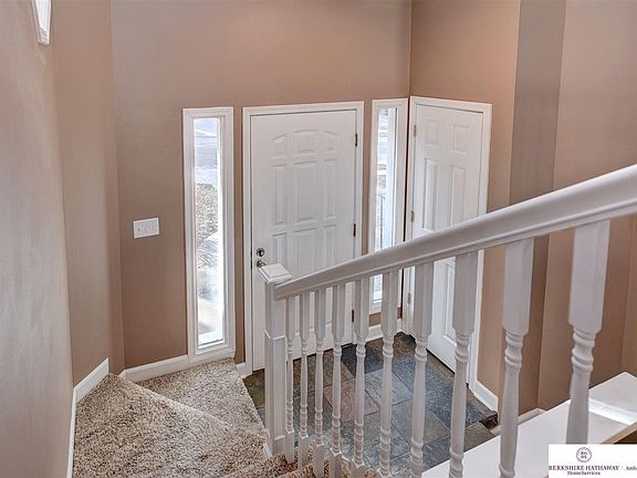 4th image of 14922 Willow Creek Dr