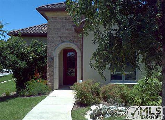 1st image of 8 Dominion Dr Unit 145