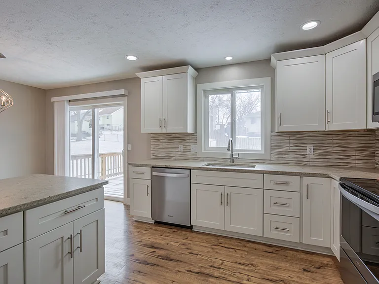 13511 Schirra St — Photo 4