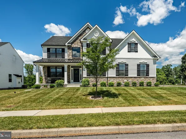 23 Masters Dr, Pottstown, PA 19464