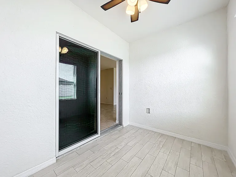 106 Saint Thomas Dr — Photo 24