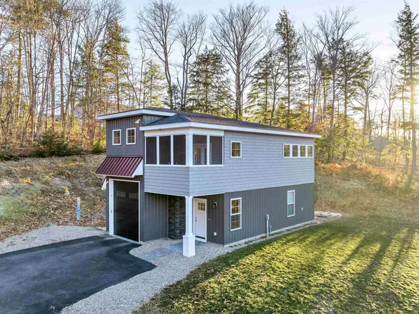 11 Sky Lane, Wolfeboro, NH 03894