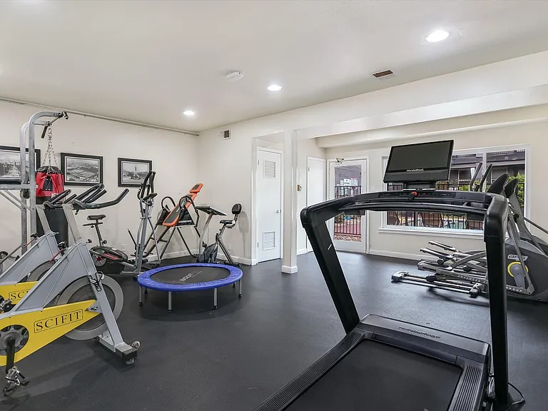 2020 S Congress Ave #1215 — Photo 15