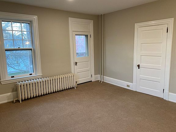 5th image of 302 N Broad St APT 2