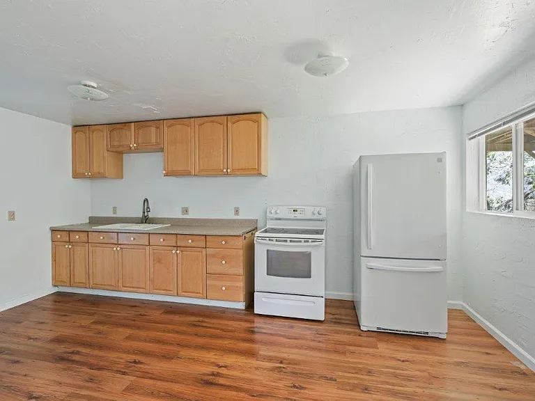 31215 Highway 128 #B — Photo 4