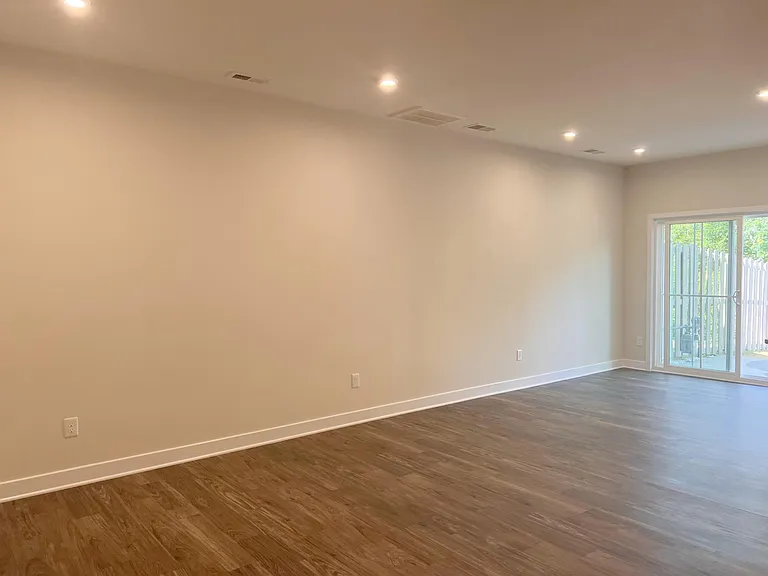 131 Lilywood Ct — Photo 13