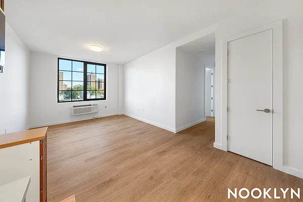 Rented by Nooklyn NYC LLC | media 93
