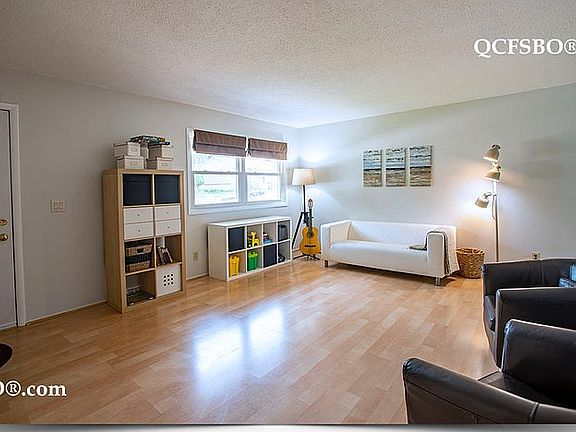 2nd image of 3626 Oakwood Dr