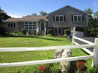 4780 Ellen Cir, Syracuse, NY 13215