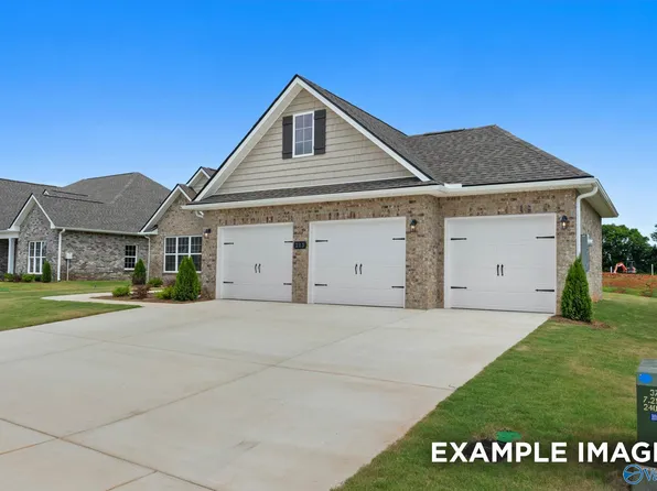 203 Applewood Ct, Huntsville, AL 35811