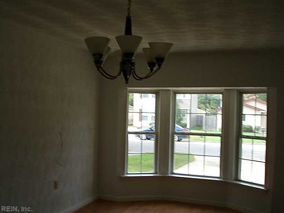 5th image of 3817 Peach Orchard Cir