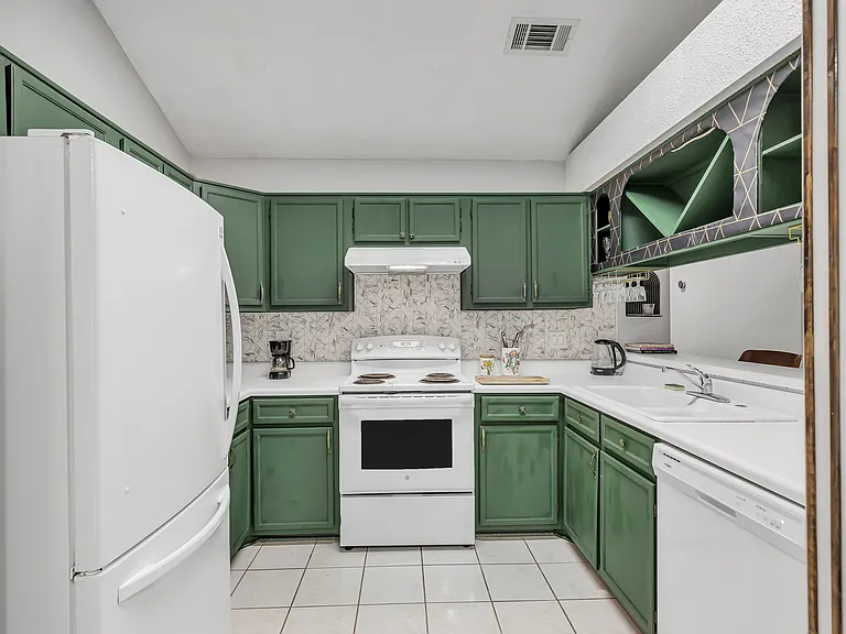 4 Falcon Ridge Ln — Photo 15