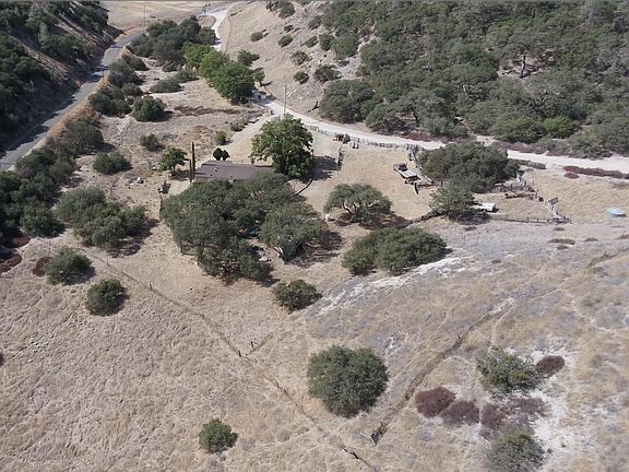 4th image of 64150 Lockwood San Lucas Rd