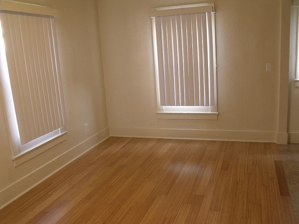 1st image of 633 1/4 W 78th St
