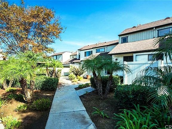 5th image of 810 W Lambert Rd