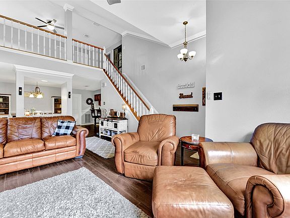 5th image of 3723 Ember Spring Dr