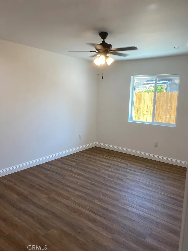 2 bed, 1000 sqft, $2,350 — Photo 3