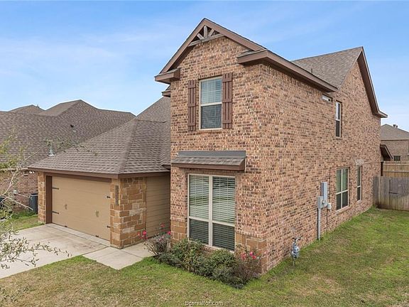 2nd image of 15306 Lowry Meadow Ln