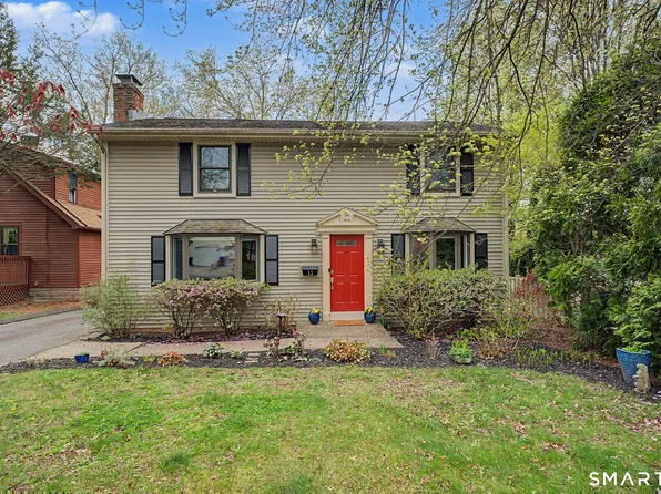 11 Thomas Street, Newington, CT 06111