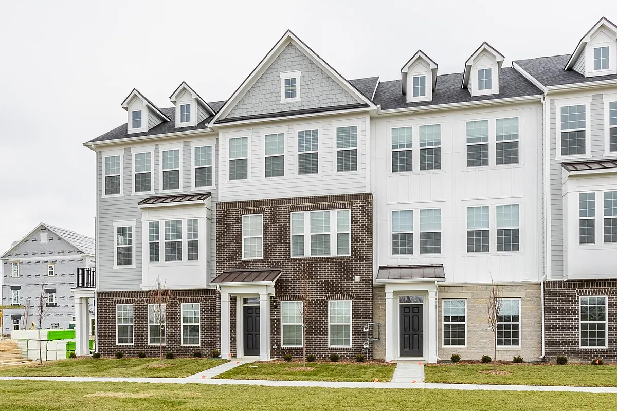 Building Photo - 14570 Pomona Ln