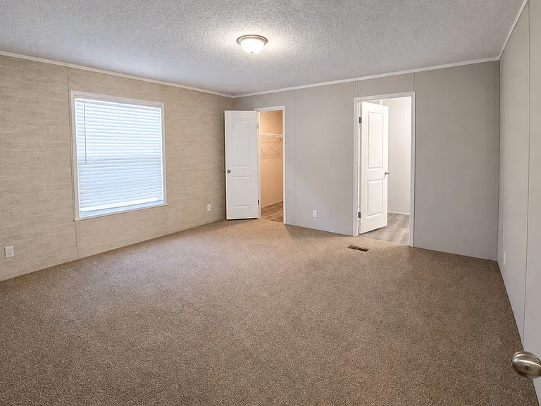 Northdale Estates — Photo 12