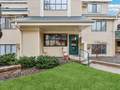 7622 York Ave S APT 1310, Edina, MN, 55435