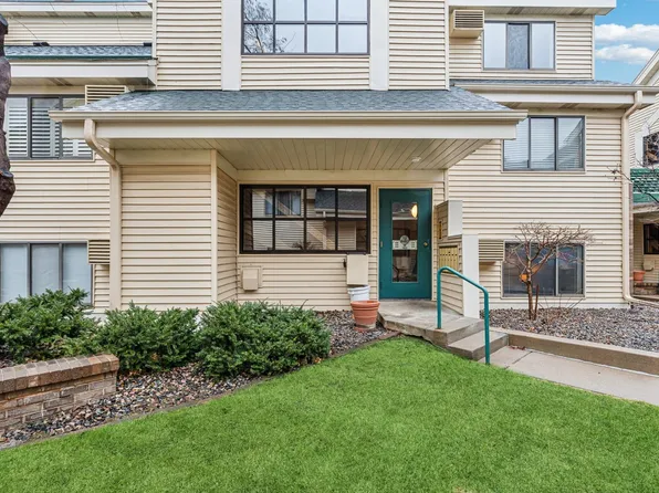 7622 York Ave S APT 1310, Edina, MN 55435