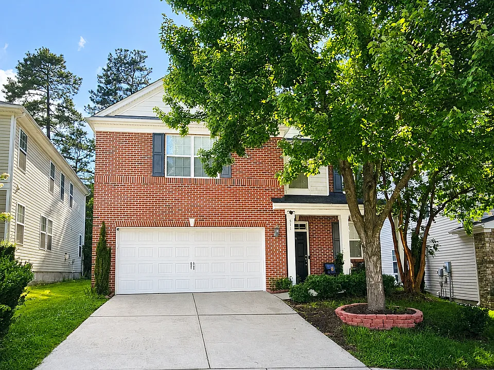 511 Emerald Downs Rd