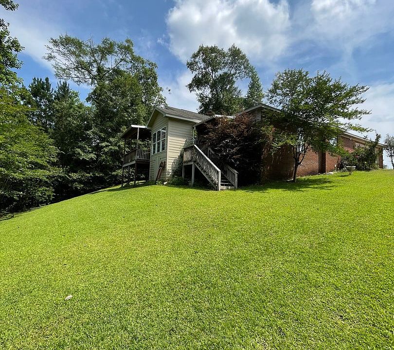 2nd image of 206 Riverwood Dr