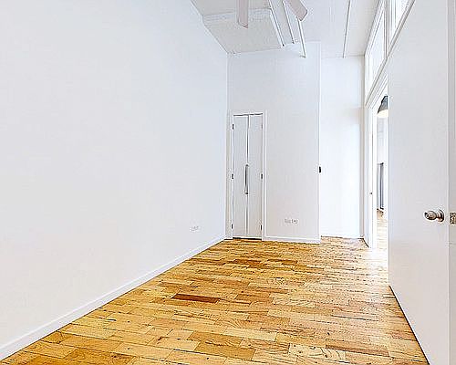 4th image of 59 Bogart St #109