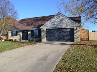181 Katy Ln, Englewood, OH