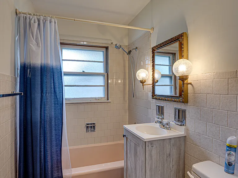 1221 N Webster St — Photo 19