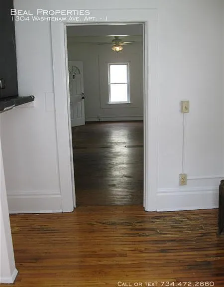 1304 Washtenaw Ave #1 — Photo 10
