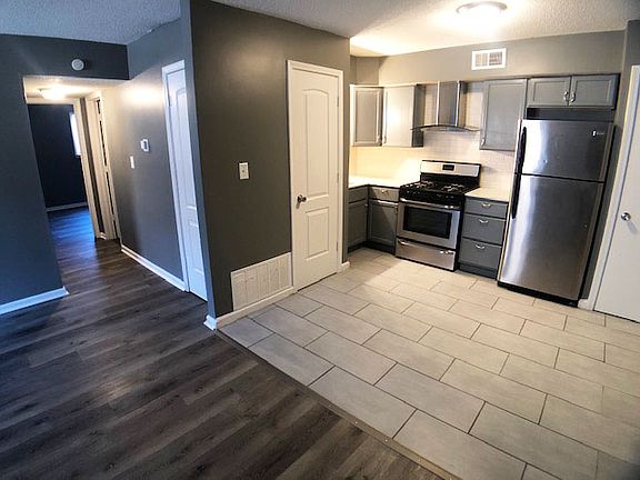 4th image of 4130 Fisher St APT 2