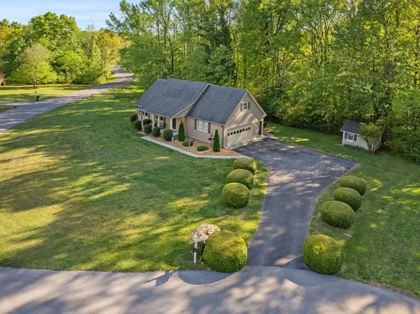 303 Rutledge Ave, Tullahoma, TN 37388