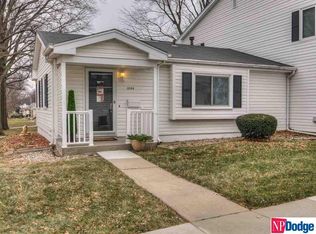 2924 S 121st St, Omaha, NE 68144