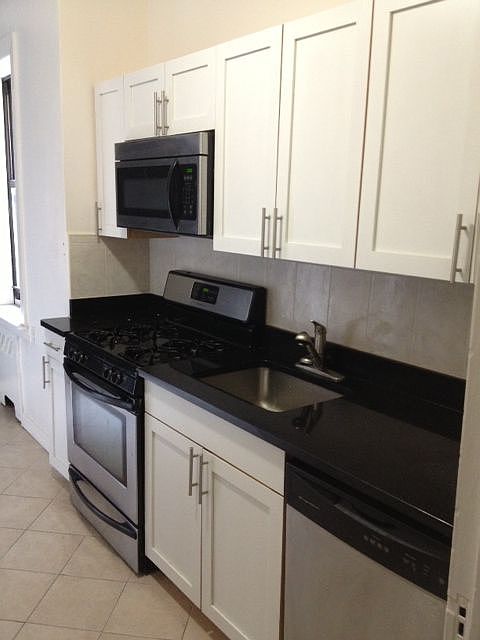 2nd image of 4331 45th St #2A